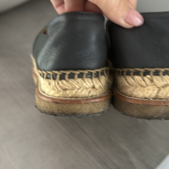 Authentic shoes - Picture 4 of 6